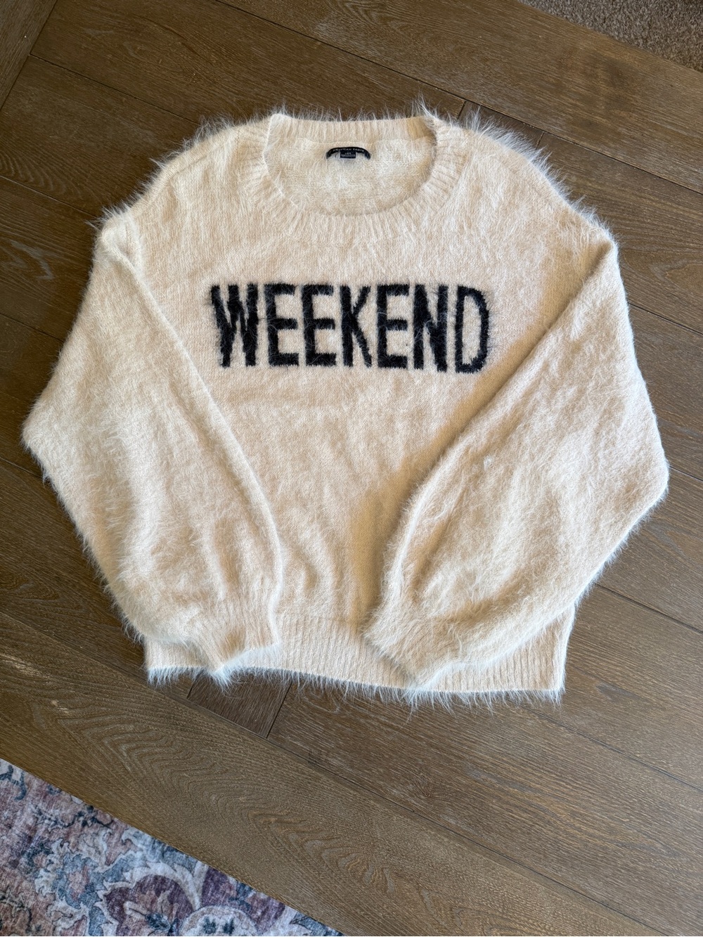 American Eagle Weekend Fuzzy Eyelash Knit Sweater Cream Black L